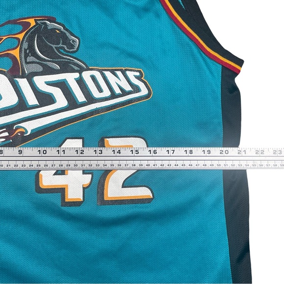 Vintage Detroit Pistons Jerry Stackhouse # 42 Champion Jersey - Picture 4 of 5